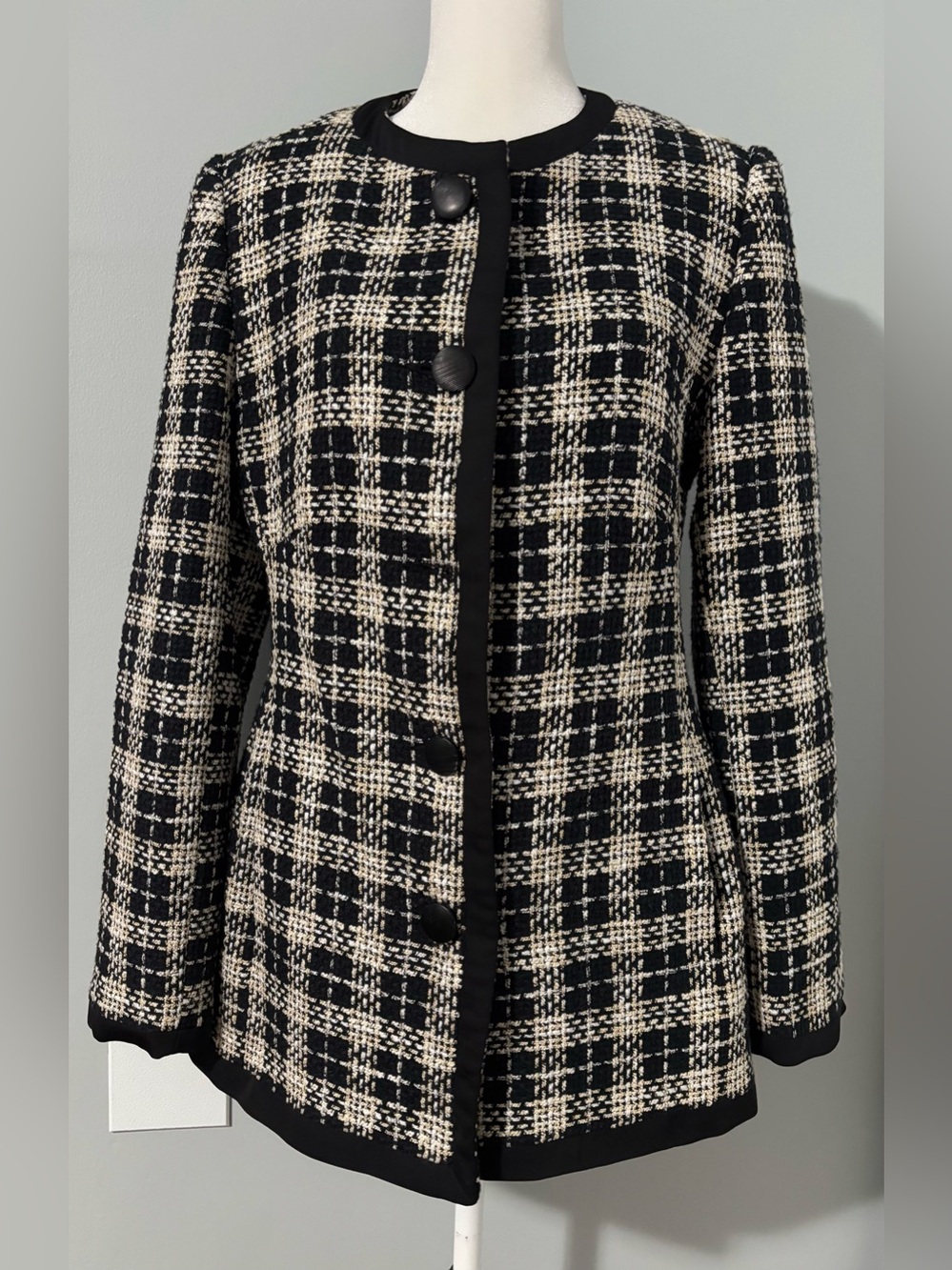 Bella D. Black and Cream Tweed Blazer Jacket Size 8